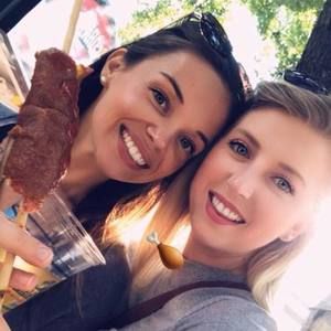 Meet your Posher, Danielle